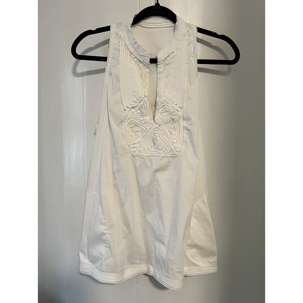 BCBG MAxAzria Women's White Sleeveless Ruffle Blouse Size Small